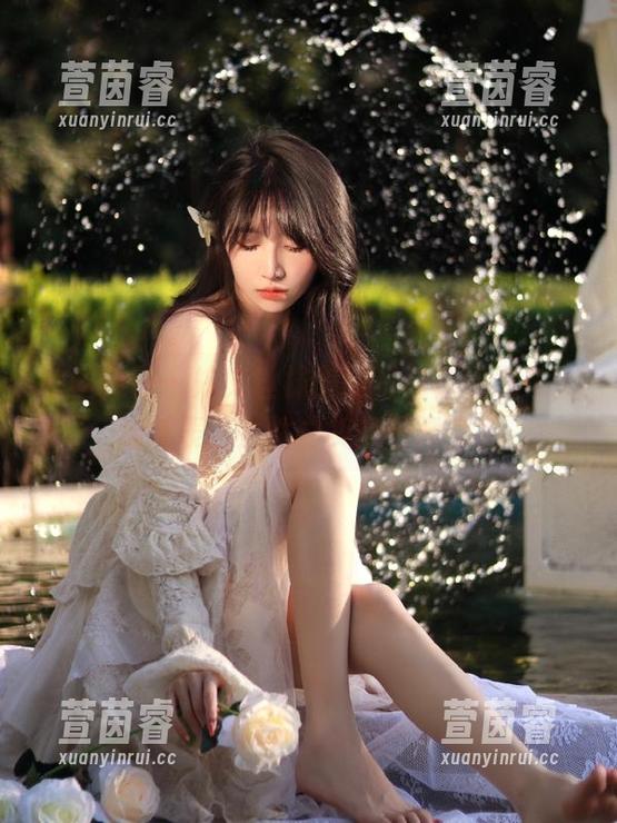 纳丝摄影-婉文 纳丝摄影 - 婉文丝袜美腿写真在线发布,细腻表达女性之美的艺术作品
