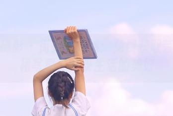 纳丝摄影 – 街头与自然：免费获取芸儿红裙写真，感受生活的美好