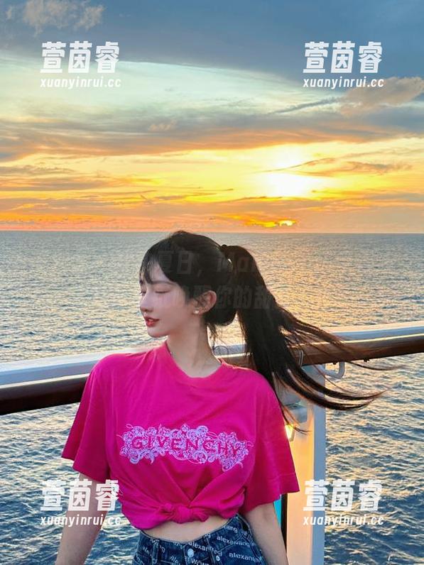 美媛馆-Manuela玛鲁娜 美媛馆 - 欢快夏日,Manuela玛鲁娜泳池写真壁纸唤醒你的甜美心情!
