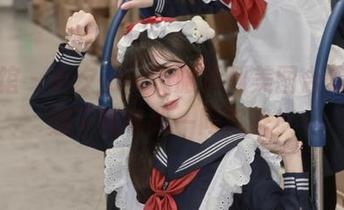 美媛馆 – 小夕juju制服系列美图合集，立刻下载与我一同沉醉！