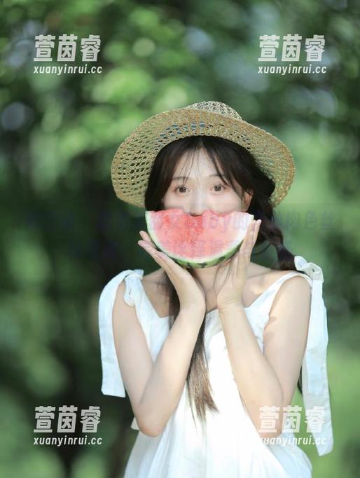 微密圈 - 欣赏美邵女Baby的蕾丝肉色丝袜写真，完美诠释温柔与魅惑