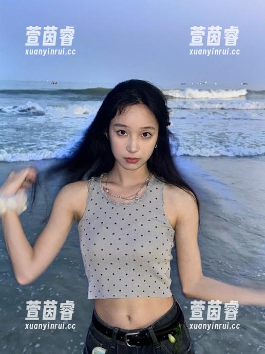 花漾show-欧阳LuLu 花漾show - 欧阳LuLu灰丝图集分享,免费的写真作品等你来欣赏!