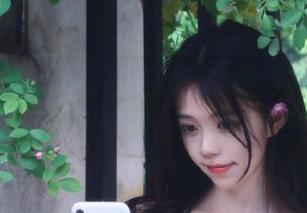 花漾show – 轻松获取艾静香毛衣写真，精美免费图片任你下载使用！