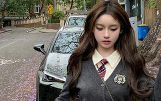 微密圈 – 走入若若老师的高跟鞋世界，免费下载精美写真，尽享视觉之旅！
