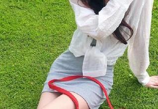 蜜桃社 – 月音瞳的连体衣高清影片，精彩图片让你目不暇接