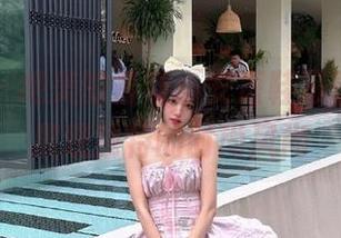 袜啵啵 – 绝美的最新小安凉鞋写真，图片展现独特的时尚风尚
