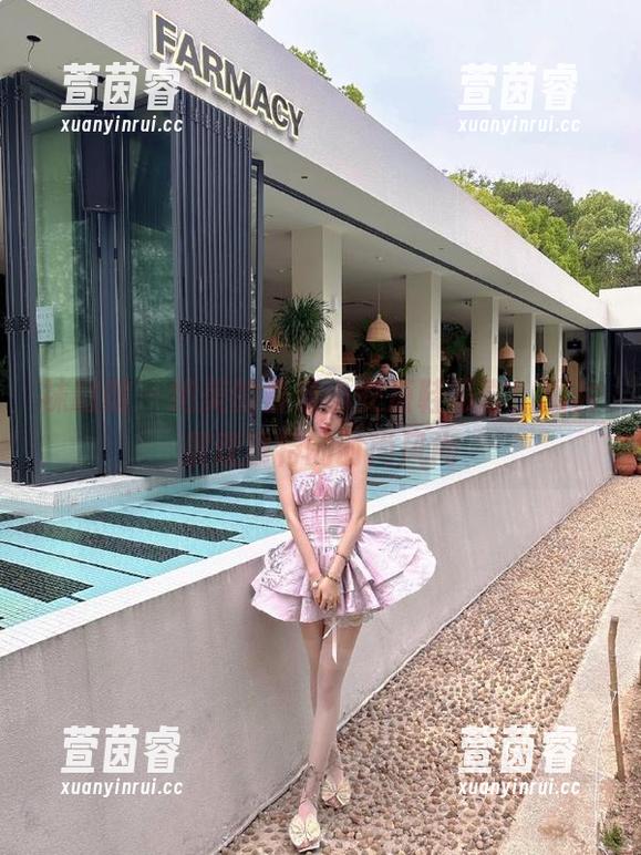 袜啵啵-小安 袜啵啵 - 绝美的最新小安凉鞋写真,图片展现独特的时尚风尚