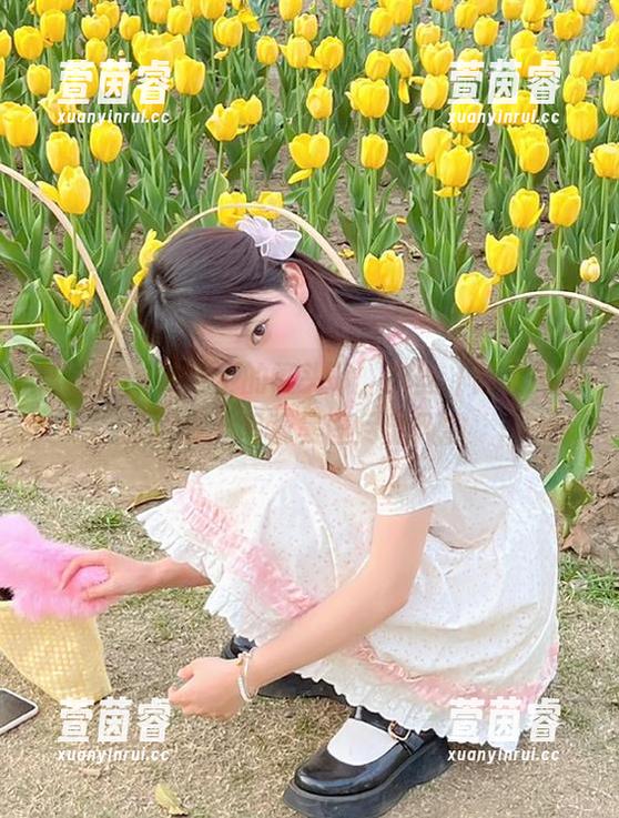 袜啵啵 - 在芝士的镜头下，肉丝（脚尖微加固款）写真美图尽显风韵