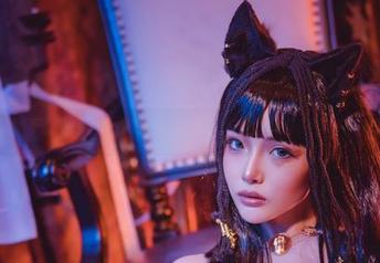 雯妹不讲道理黑贞德穹妹写真:探索美图背后的奇幻与梦想