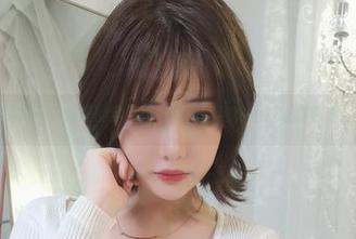 捕捉雯妹不讲道理的全套修女形象，独特图片让你眼前一亮！