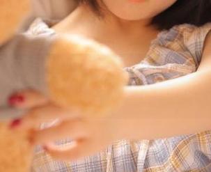 青豆客 – 海边的柔和韵味——美昕Yumi原图与图册完美交融的视觉享受