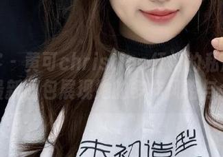 青豆客 – 黄可christine红裙的私房艺术：最新图包展现她的多样风格与个性