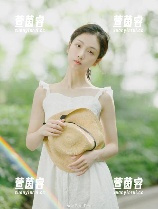 青豆客-黄可christine 青豆客 - 黄可christine带你进入免费剧情图包的奇妙世界,别错过这次机会!