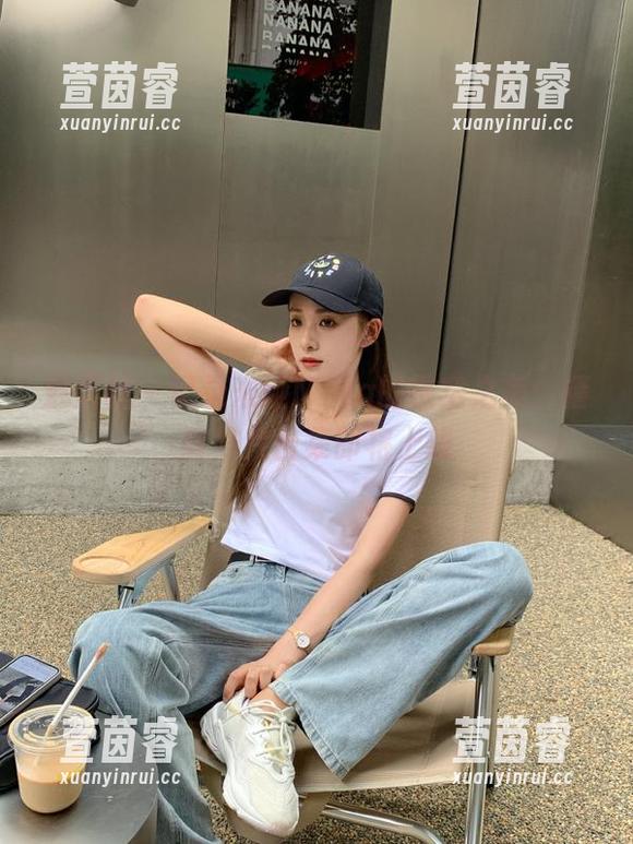 魅妍社-米娅Miya 魅妍社 - 记录米娅Miya的镂空之美:精致照片合集即将上线