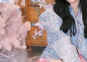 魅妍社 – 在陈雅漫VICKY的温柔私房世界里：图包记录心动瞬间