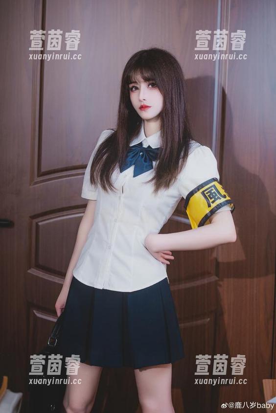 相约“鹿八岁baby”的足球少女美图合集，展现青春无限、活力四射的精彩瞬间